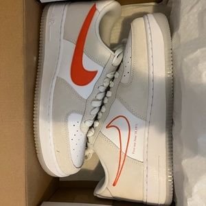 Nike women’s Air Force 1 ‘07 SE